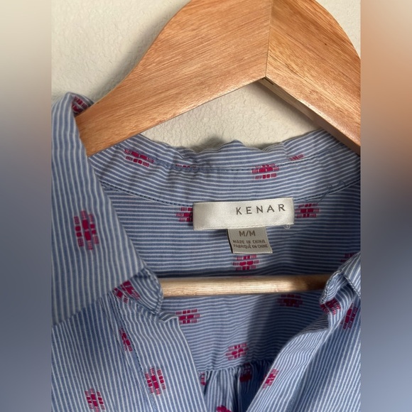 Kenar Blue and White Bell Sleeve Collared Patterned V Neck Blouse. - Picture 4 of 5